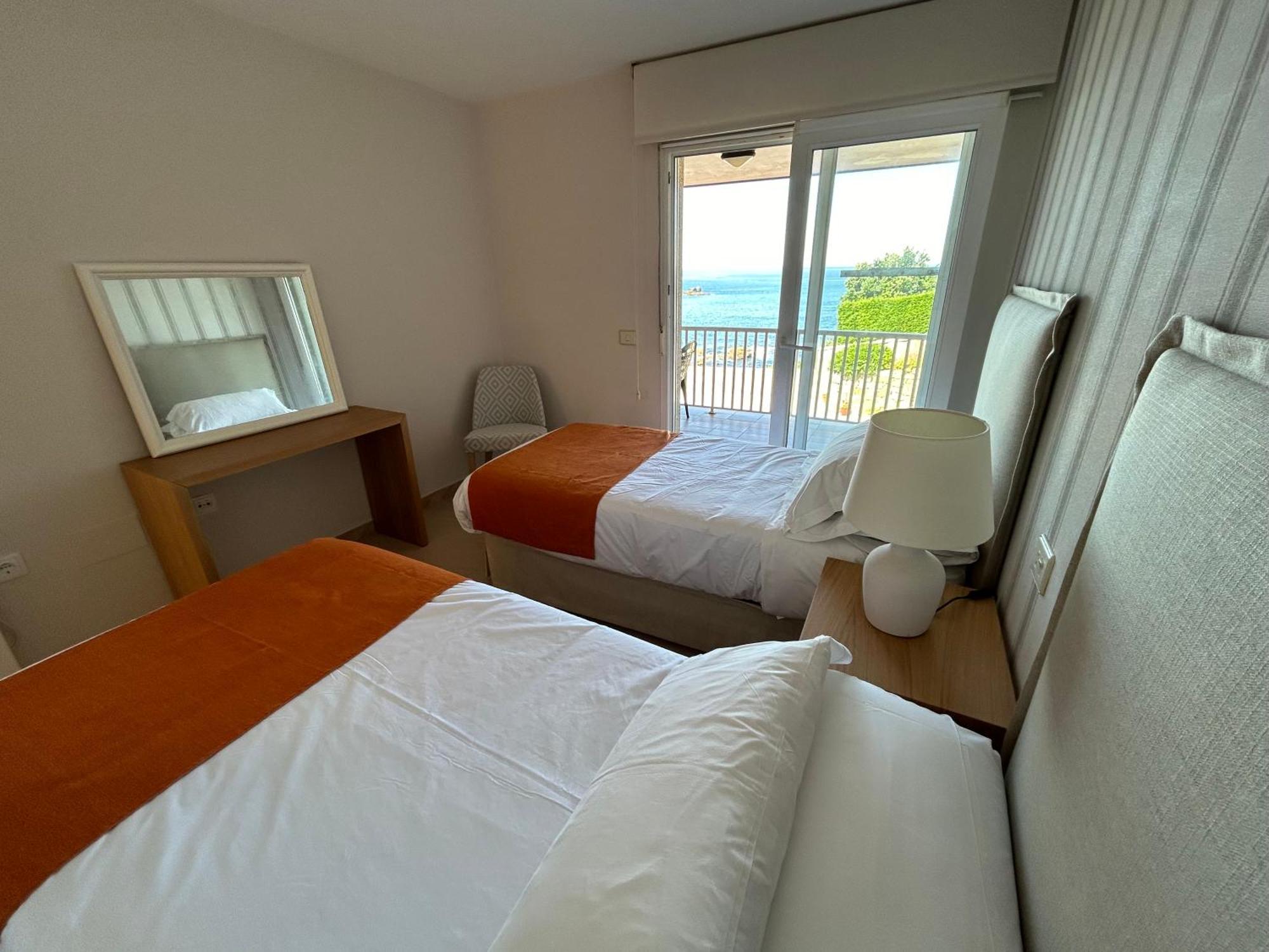 Apartamentos Fontenla-Lanzada Soutullo Extérieur photo